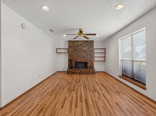 1805 W Spring Creek Parkway SS1, Plano, TX 75023