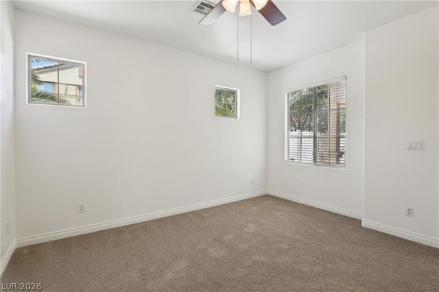 5433 Overlook Valley Street, North Las Vegas, NV 89081