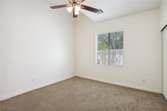 5433 Overlook Valley Street, North Las Vegas, NV 89081