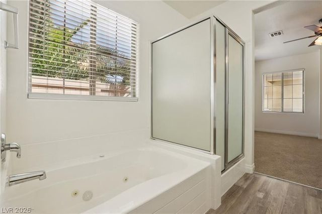 5433 Overlook Valley Street, North Las Vegas, NV 89081