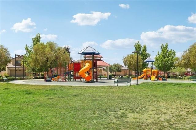 5433 Overlook Valley Street, North Las Vegas, NV 89081