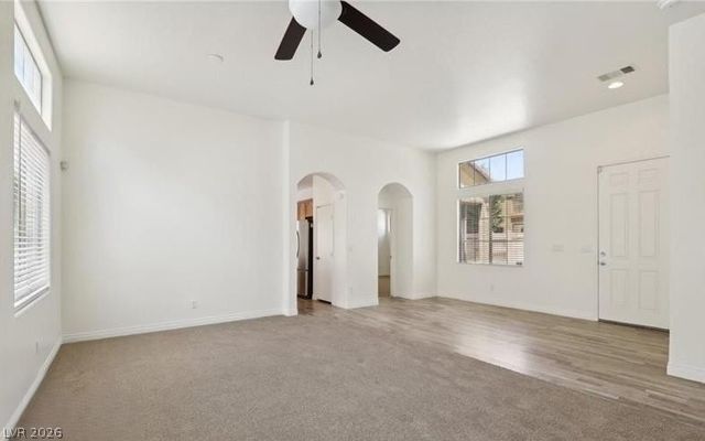 5433 Overlook Valley Street, North Las Vegas, NV 89081