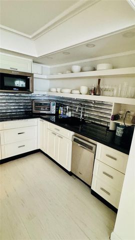 1775 Washington Ave 11F, Miami Beach, FL 33139