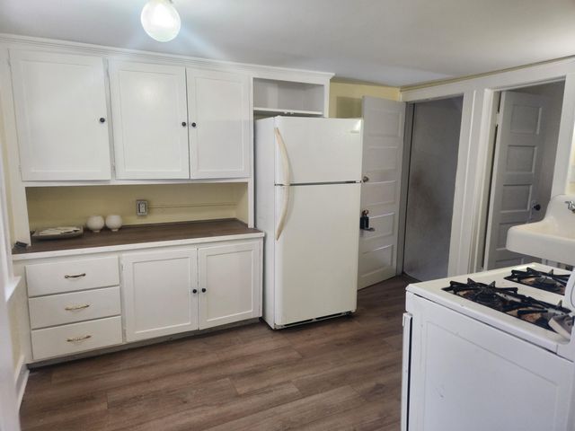 2417 Baker Street, Muskegon Heights City, MI 49444