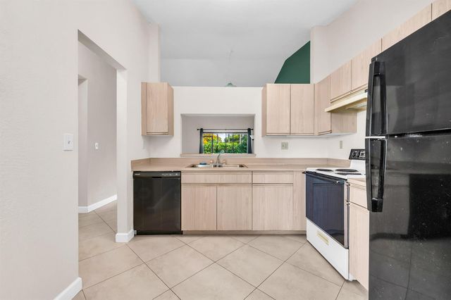 9665 NW 76th Court, Tamarac, FL 33321