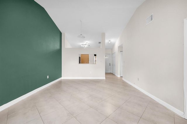 9665 NW 76th Court, Tamarac, FL 33321