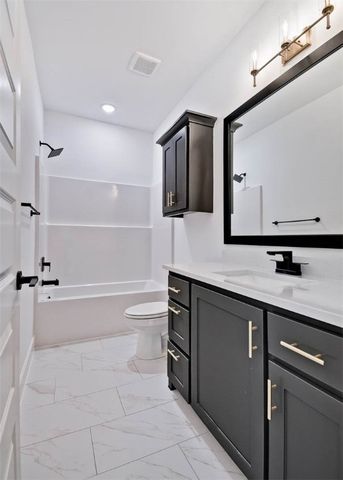 28 Stronsay Circle, Bella Vista, AR 72715