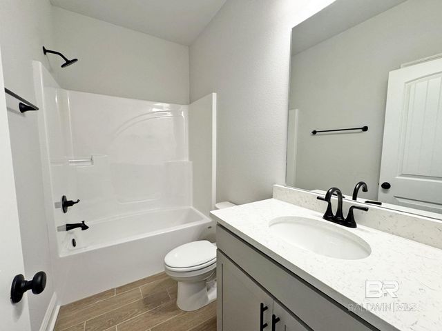 18269 Aden Drive, Robertsdale, AL 36567
