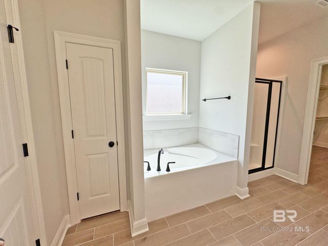 18269 Aden Drive, Robertsdale, AL 36567