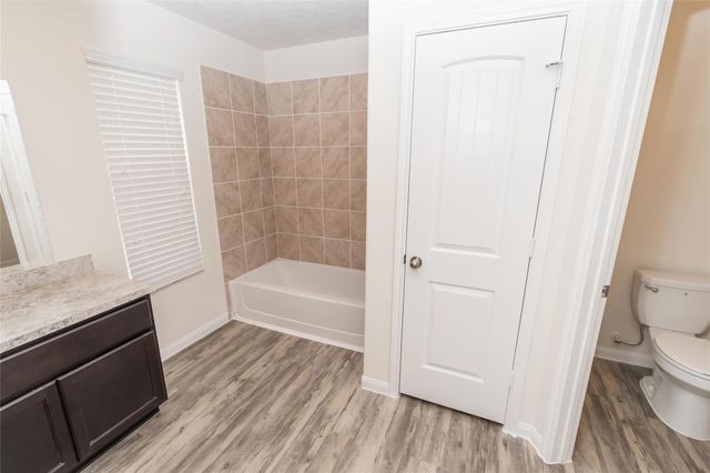 26 Lazy Swing Court, Manvel, TX 77578