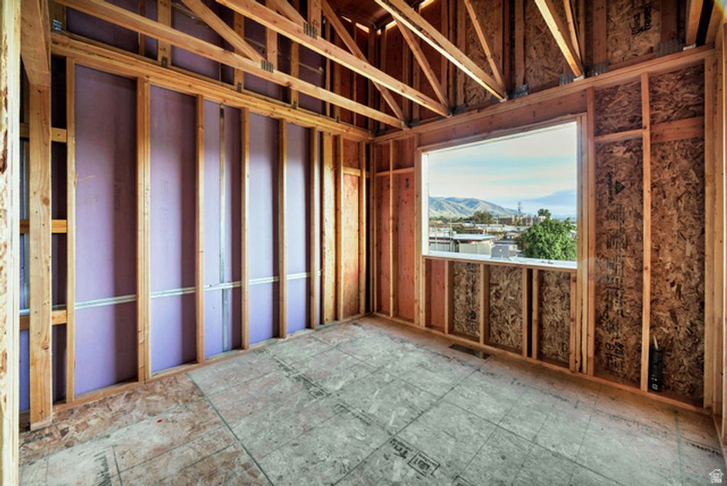 Image 16 of property listing at 452 N 100 W #103, Logan, UT 84321
