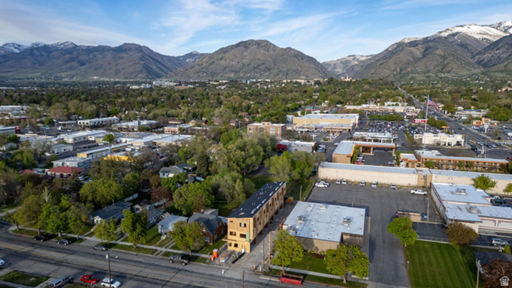 Image 18 of property listing at 452 N 100 W #103, Logan, UT 84321