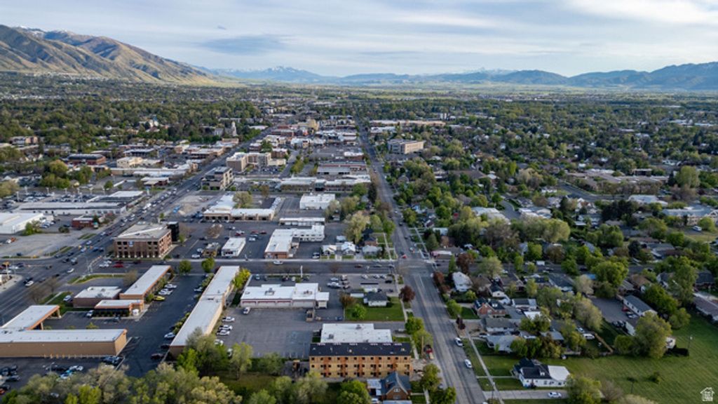 Image 27 of property listing at 452 N 100 W #103, Logan, UT 84321