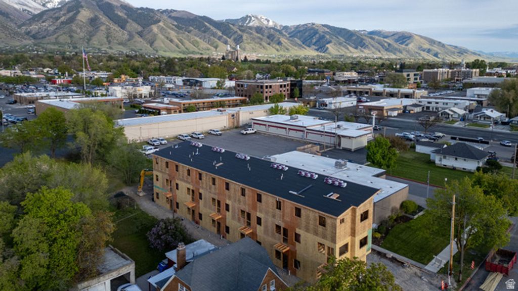 Image 33 of property listing at 452 N 100 W #103, Logan, UT 84321