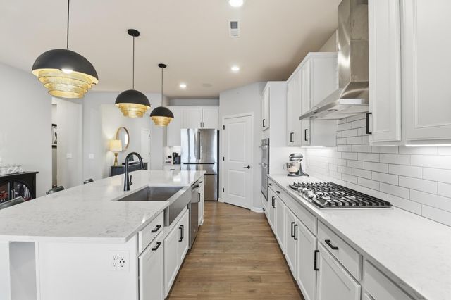 4557 Schilling Way, Woodbury, MN 55129