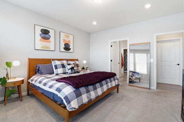 4557 Schilling Way, Woodbury, MN 55129