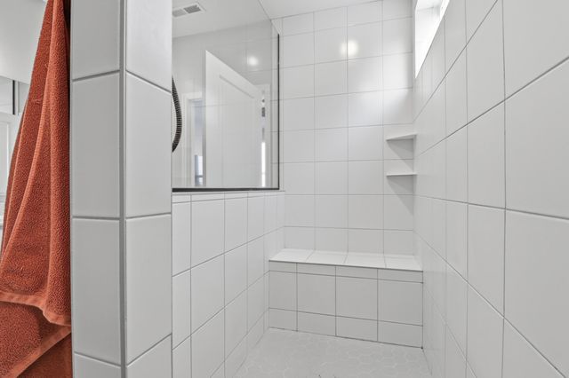 4557 Schilling Way, Woodbury, MN 55129