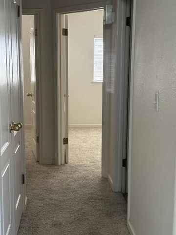 10282 N Whitney Avenue, Fresno, CA 93730