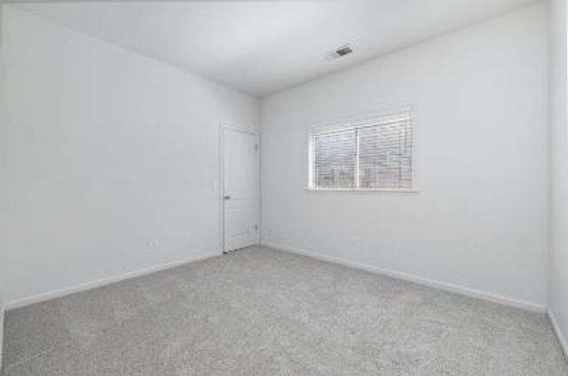 10282 N Whitney Avenue, Fresno, CA 93730