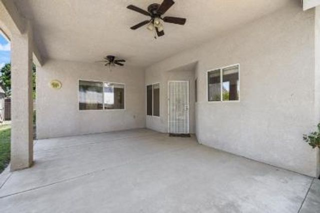 10282 N Whitney Avenue, Fresno, CA 93730