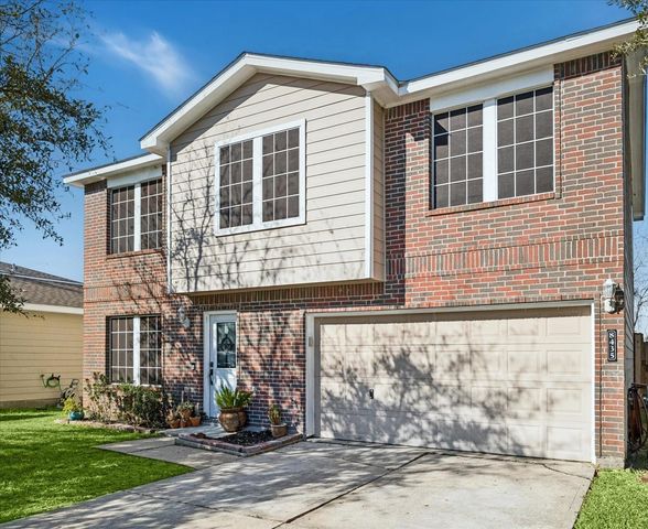 8435 Broadleaf Avenue, Baytown, TX 77521
