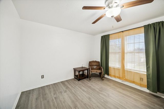 8435 Broadleaf Avenue, Baytown, TX 77521