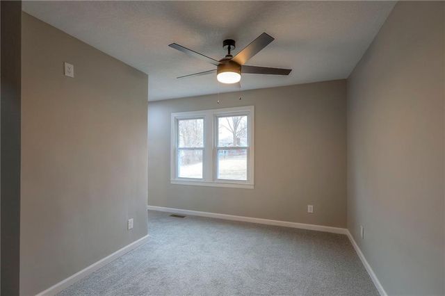 8819 E 80th Terrace, Raytown, MO 64138