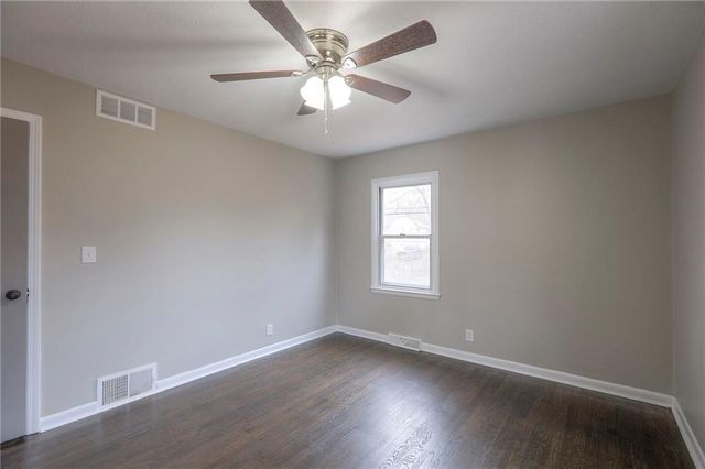 8819 E 80th Terrace, Raytown, MO 64138