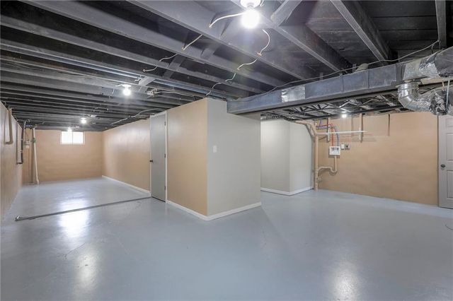 8819 E 80th Terrace, Raytown, MO 64138