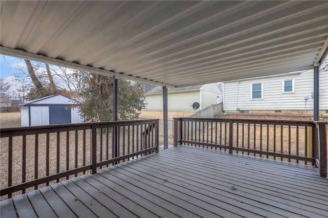 8819 E 80th Terrace, Raytown, MO 64138