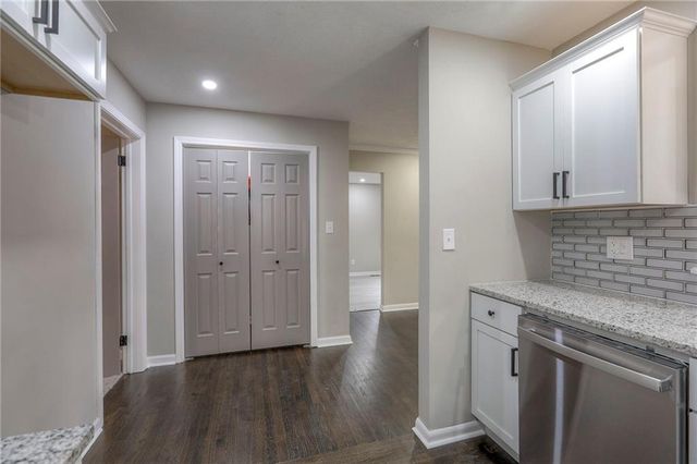 8819 E 80th Terrace, Raytown, MO 64138