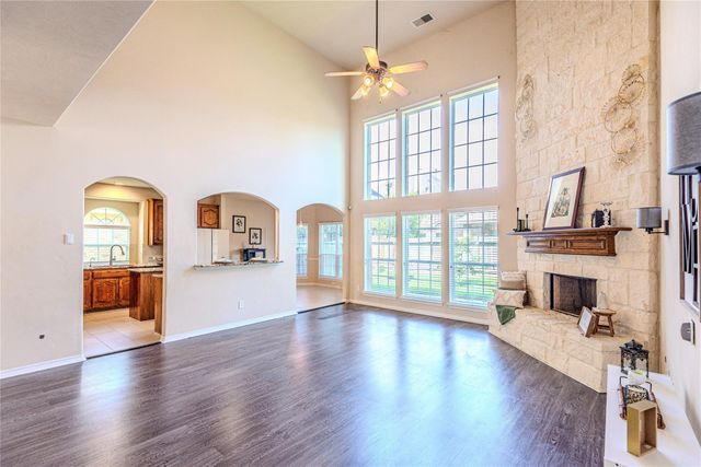 602 River Delta Lane, Rosenberg, TX 77469