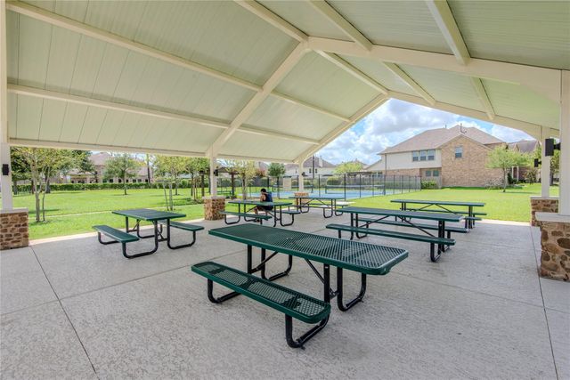 602 River Delta Lane, Rosenberg, TX 77469