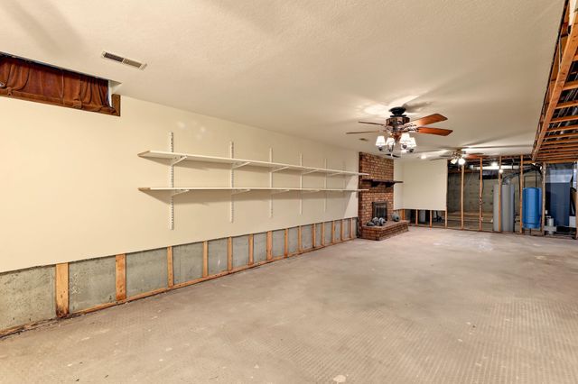 18800 W 29th Street N, Colwich, KS 67030