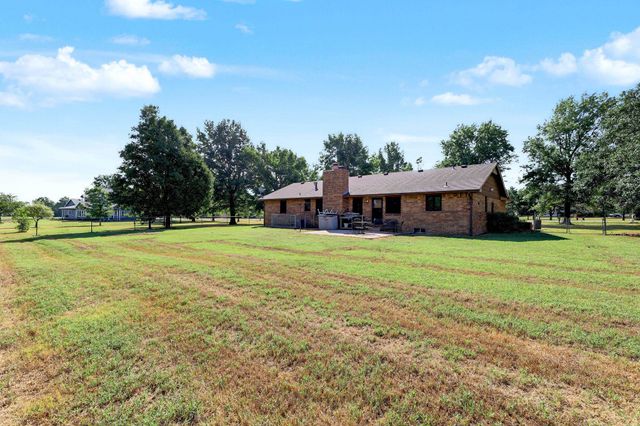 18800 W 29th Street N, Colwich, KS 67030