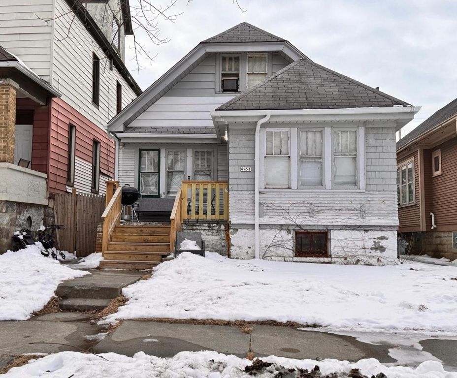 4751 N 35th STREET, Milwaukee, WI 53209