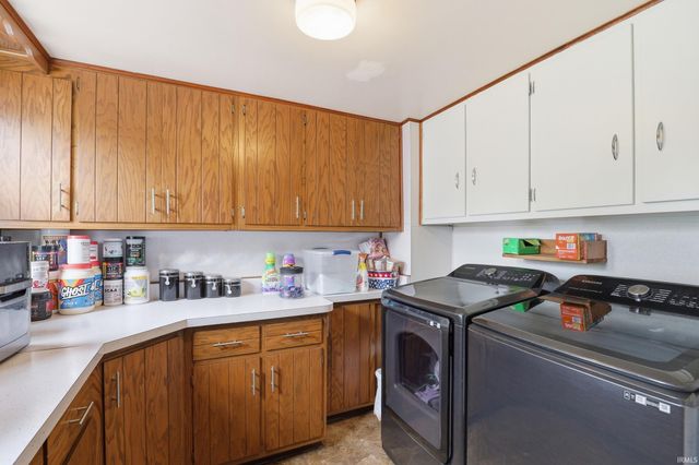331 W 2nd Street, Auburn, IN 46706