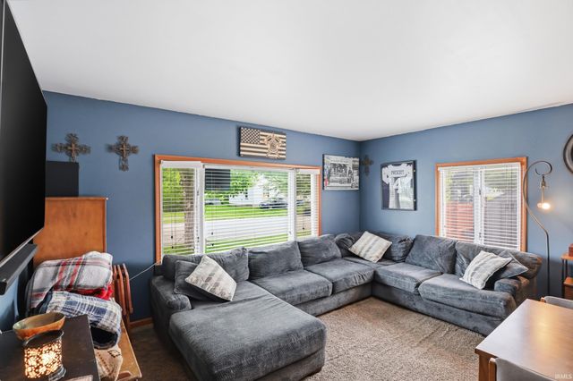 331 W 2nd Street, Auburn, IN 46706