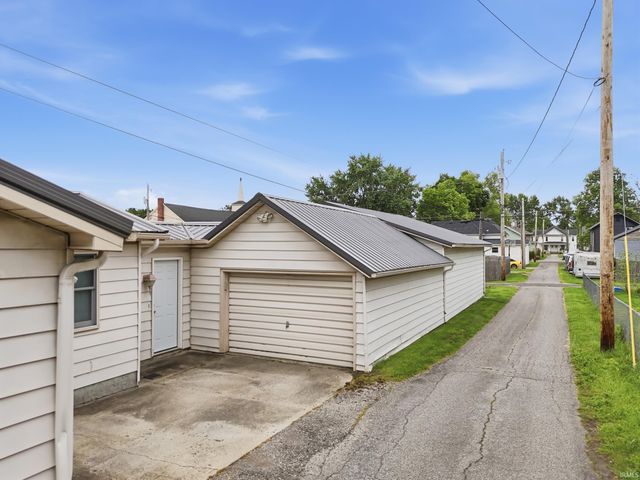 331 W 2nd Street, Auburn, IN 46706