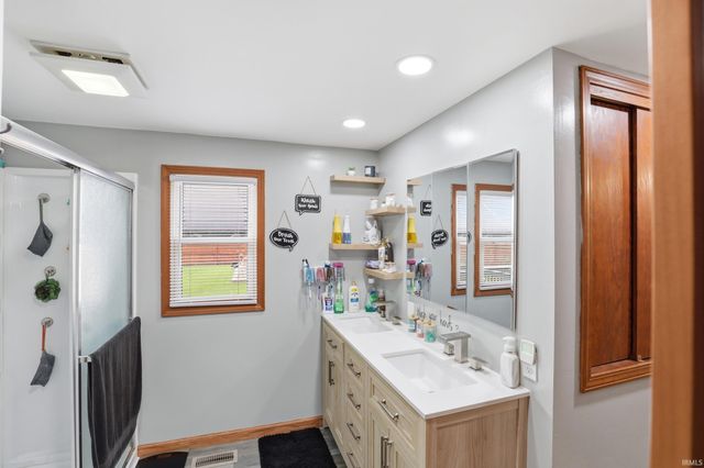 331 W 2nd Street, Auburn, IN 46706