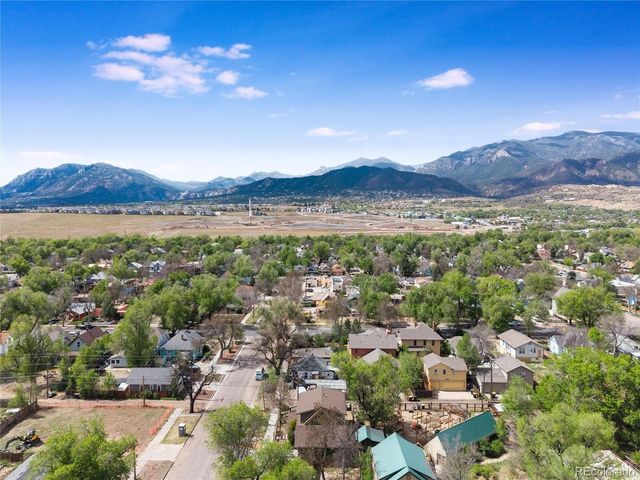 12 N 17th St, Colorado Springs, CO 80904