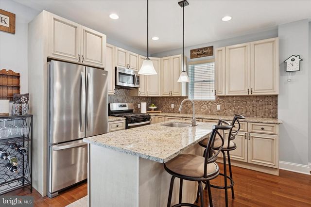 253 HERMITAGE ST, Philadelphia, PA 19127