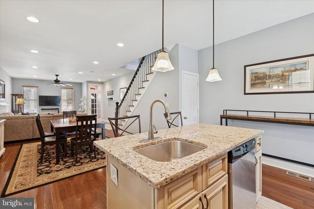 253 HERMITAGE ST, Philadelphia, PA 19127