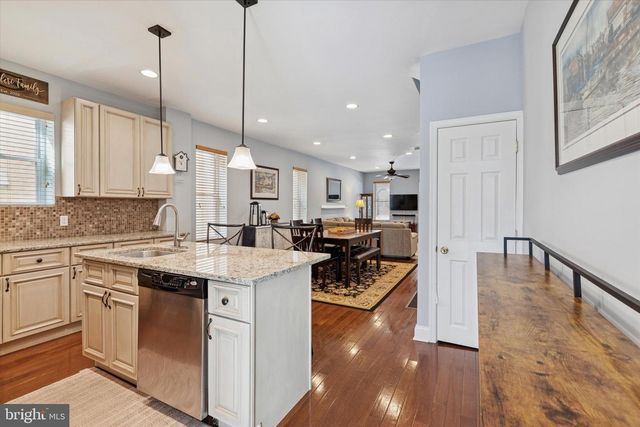 253 HERMITAGE ST, Philadelphia, PA 19127