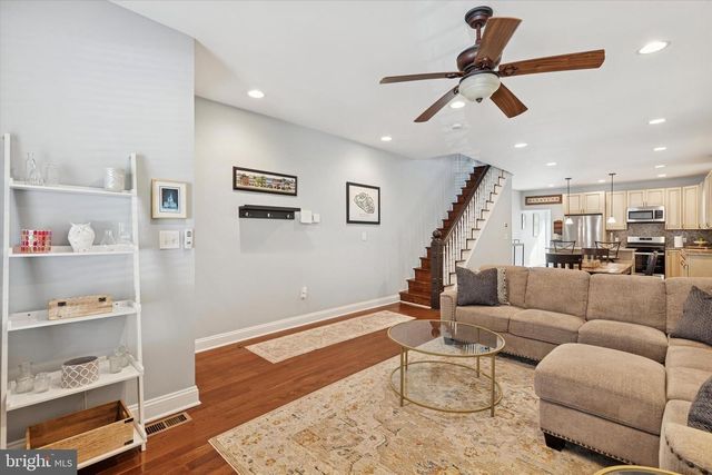 253 HERMITAGE ST, Philadelphia, PA 19127