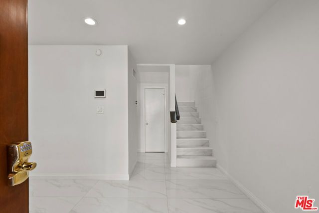 15050 Sherman Way 166, Van Nuys (los Angeles), CA 91405