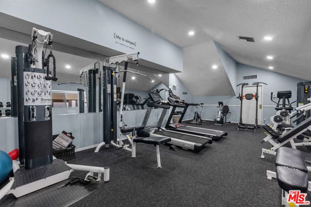 15050 Sherman Way 166, Van Nuys (los Angeles), CA 91405