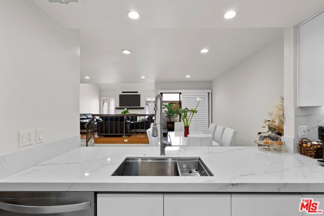 15050 Sherman Way 166, Van Nuys (los Angeles), CA 91405