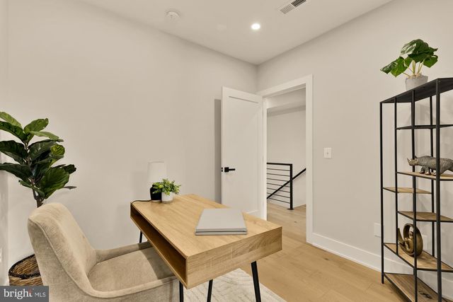 815 MARIETTA PL NW, Washington, DC 20011