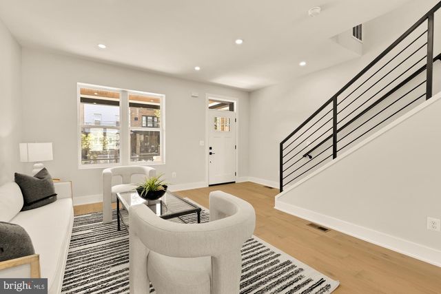 815 MARIETTA PL NW, Washington, DC 20011